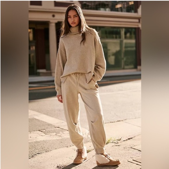 FP Beach Free People Haile Sweater Jogger Pants Beige Size SP #1686 - Picture 1 of 6